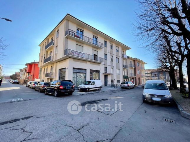 Appartamento in residenziale in Viale Industria 35