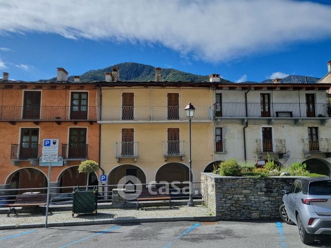 Casa indipendente in residenziale in Piazza della Vittoria 11