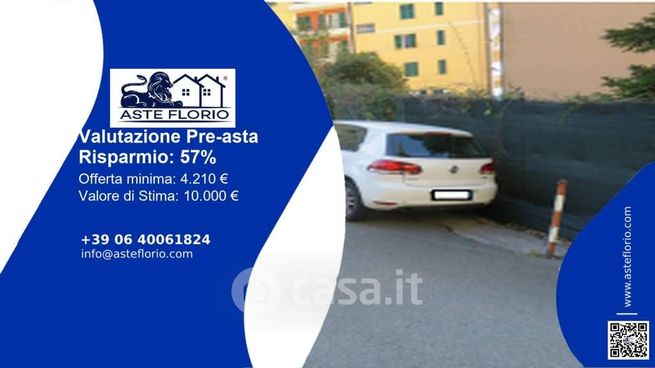 Box/posto auto in residenziale in Via Tarcisio Donati