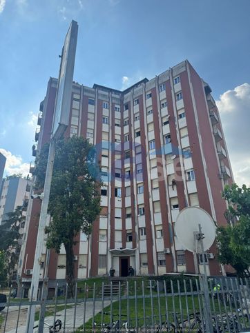 Appartamento in residenziale in Via Francesco Cavezzali 11