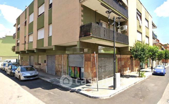 Negozio/locale commerciale in commerciale in Via Guglielmo Marconi 95