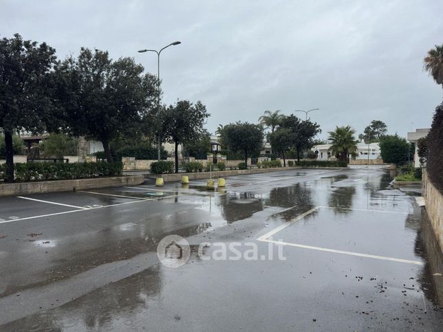 Box/posto auto in residenziale in Strada Provinciale 35 35
