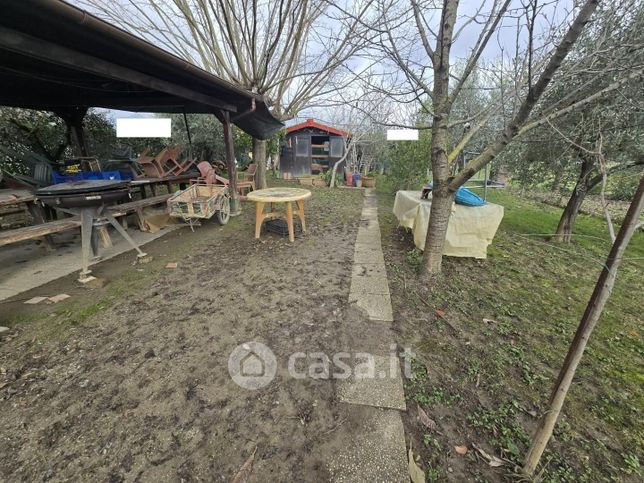 Terreno agricolo in commerciale in Via della Libertà