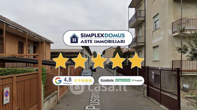 Appartamento in residenziale in Via Pusiano