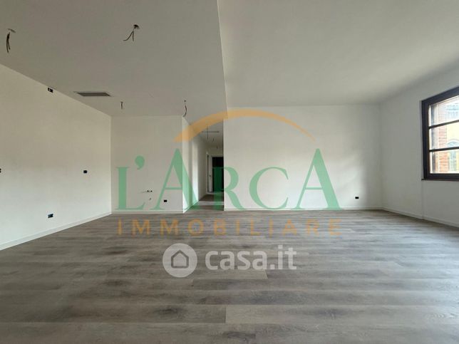 Appartamento in residenziale in Via Carvasaglio