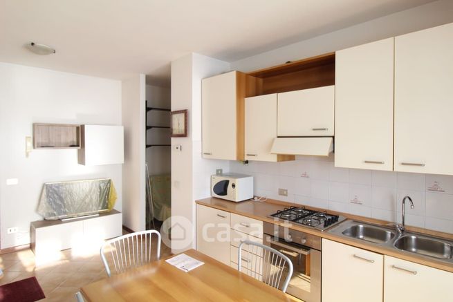 Appartamento in residenziale in Via Mascagni