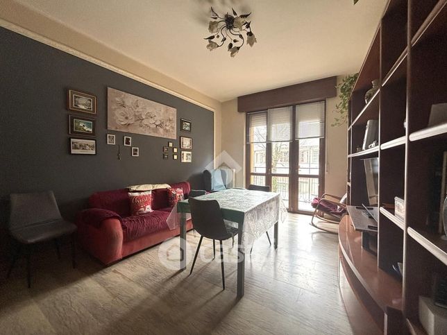 Appartamento in residenziale in Via Donato Bramante 104