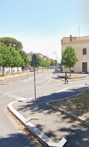 Garage/posto auto in residenziale in Piazzale Maresciallo Giardino 46