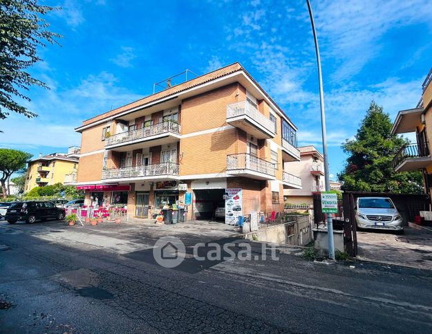 Garage/posto auto in residenziale in Via Antonio Fantinoli 32