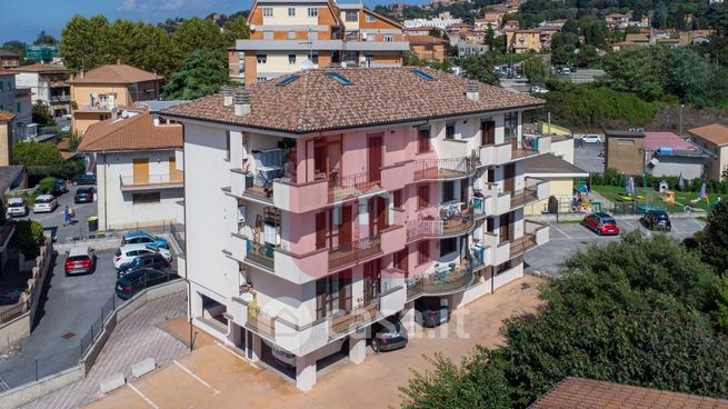 Appartamento in residenziale in Via della Colombella 25