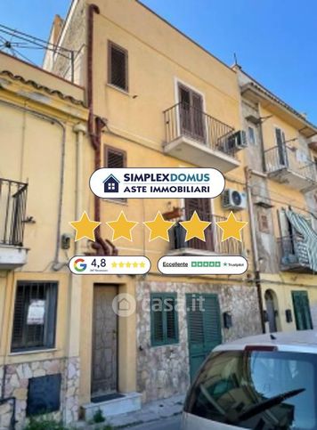 Appartamento in residenziale in Via Umberto Maddalena