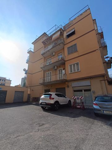 Appartamento in residenziale in Via Costanzo Albasini 21