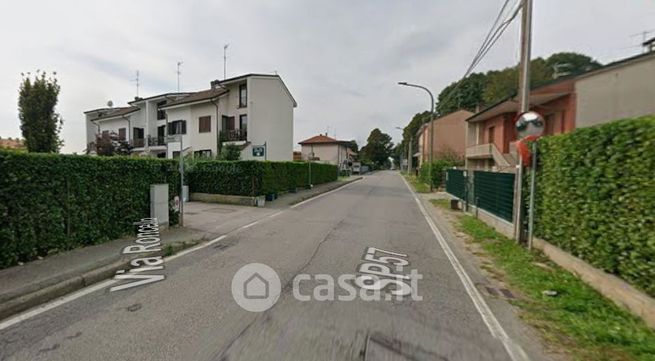 Appartamento in residenziale in Via Roncello