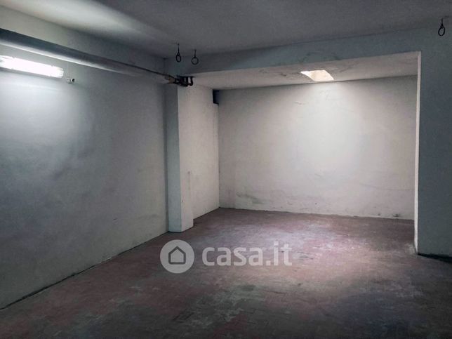 Garage/posto auto in residenziale in Via San Francesco 74