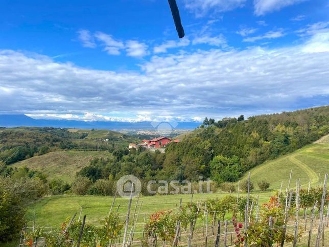 Terreno agricolo in commerciale in 