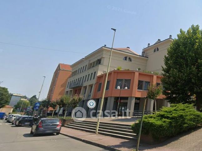 Box/posto auto in residenziale in Via Emilia 5