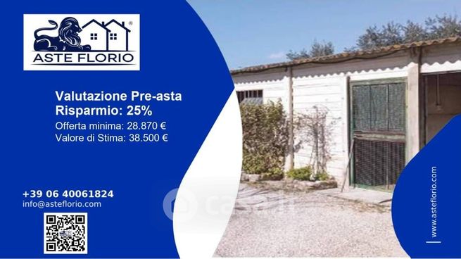 Box/posto auto in residenziale in Strada Acqualato 24