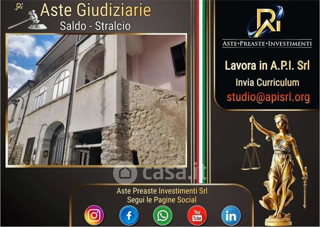 Casa indipendente in residenziale in Via Carrara 90