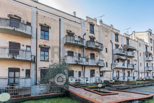 Appartamento in residenziale in Via L. Pomini 31