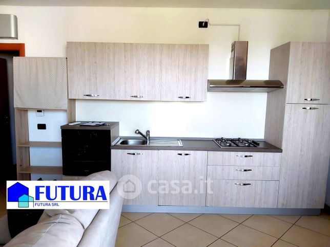 Appartamento in residenziale in Via Zenate