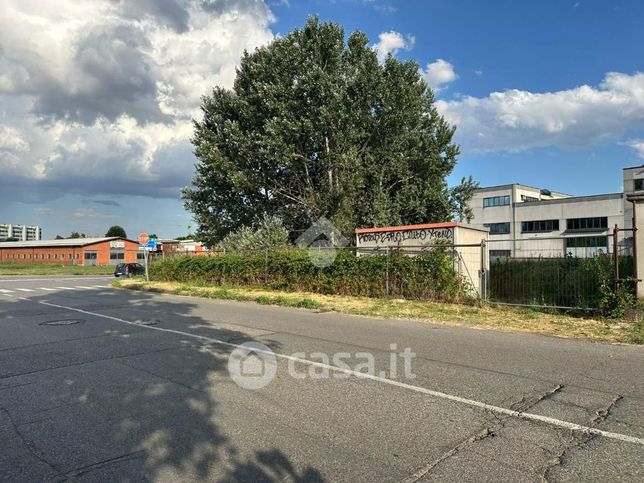 Terreno edificabile in residenziale in Via Italia 36