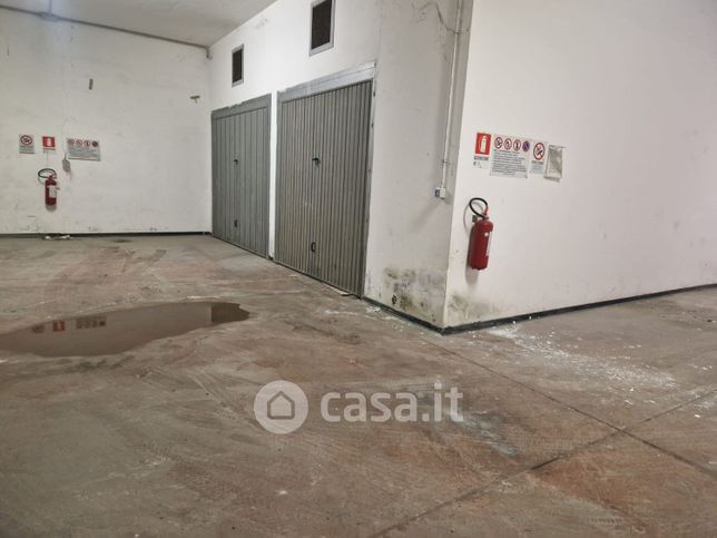 Garage/posto auto in residenziale in Via Mura dei Francesi