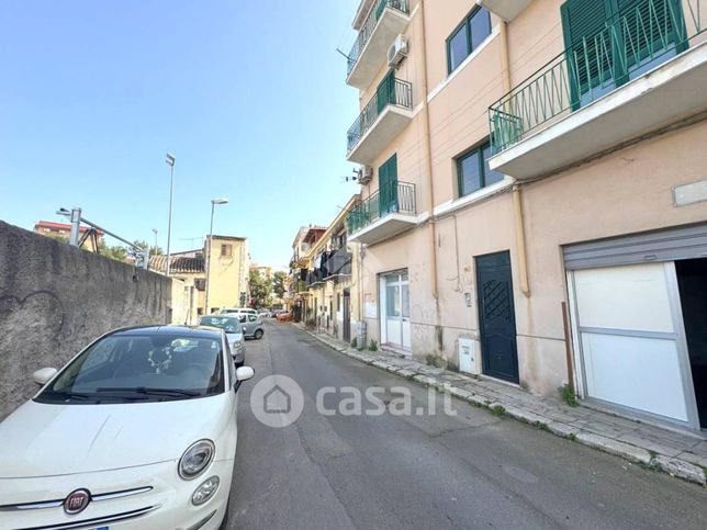 Box/posto auto in residenziale in Via Portello 16