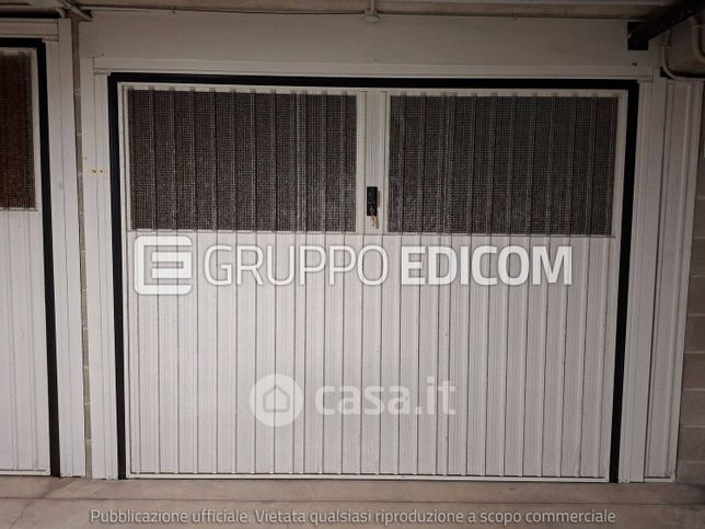 Box/posto auto in residenziale in Piazza Goffredo Mameli
