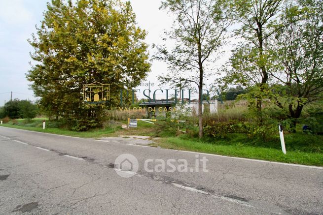 Terreno agricolo in commerciale in Via Gardesana Sud