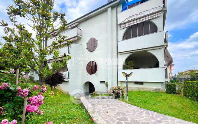 Appartamento in residenziale in Via Giuseppe Verdi 2