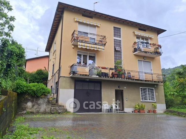 Appartamento in residenziale in Via Valorsa Cipriano 11