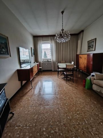 Appartamento in residenziale in Via Montello 15