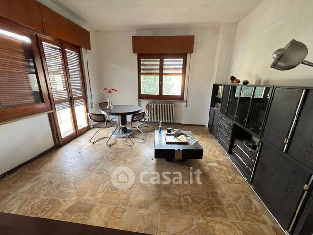 Appartamento in residenziale in Via Conte Ratti