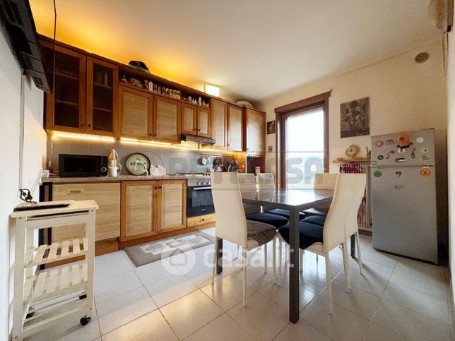 Appartamento in residenziale in Via A. De Gasperi