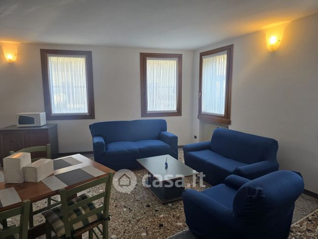 Appartamento in residenziale in Via Rivetta 1
