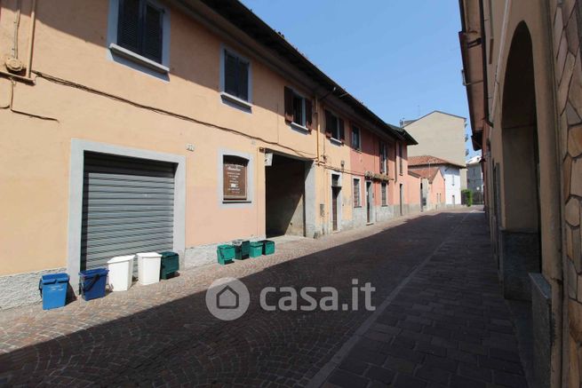 Appartamento in residenziale in Via Curioni