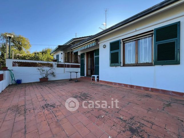 Appartamento in residenziale in Via Sotto la Croce