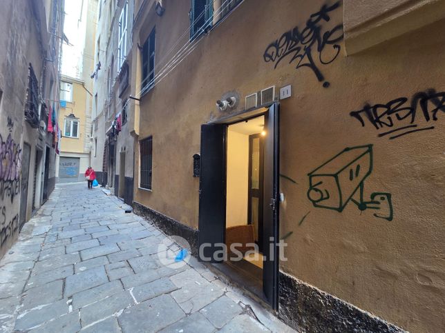 Negozio/locale commerciale in commerciale in Vico del Tempo Buono 1