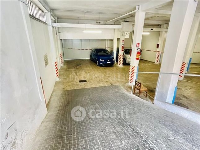 Garage/posto auto in residenziale in Via Matteo Palmieri