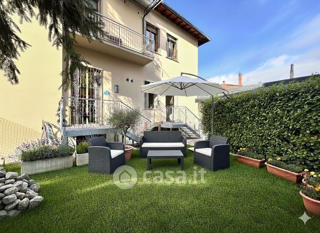 Appartamento in residenziale in Via Mario Calderara