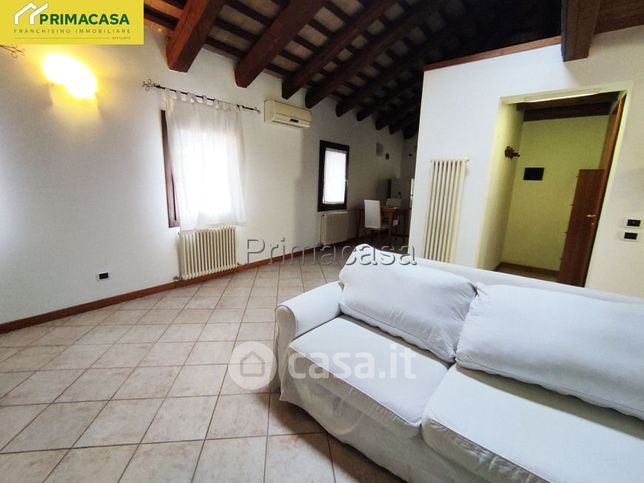 Appartamento in residenziale in Via Aurelio De Pol