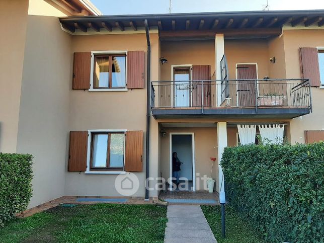 Villa in residenziale in Via Montanina