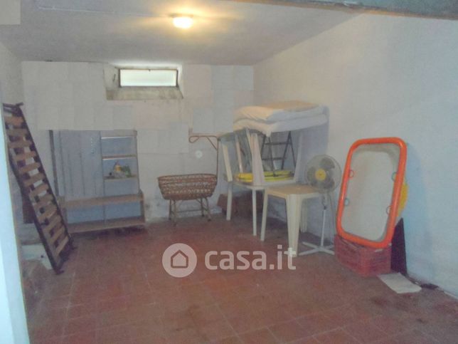 Box/posto auto in residenziale in Via Cesare e Luciano Gabrielli
