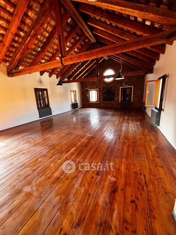 Ufficio in commerciale in della Chiesa 4
