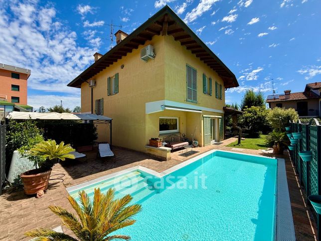 Villa in residenziale in Via Monteverdi