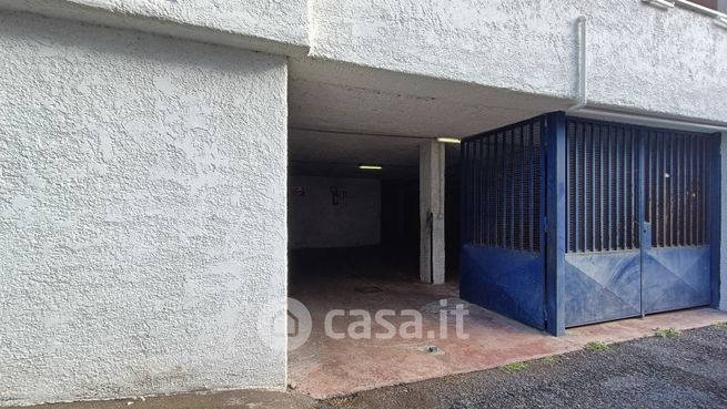 Box/posto auto in residenziale in Via Gabriele Marini