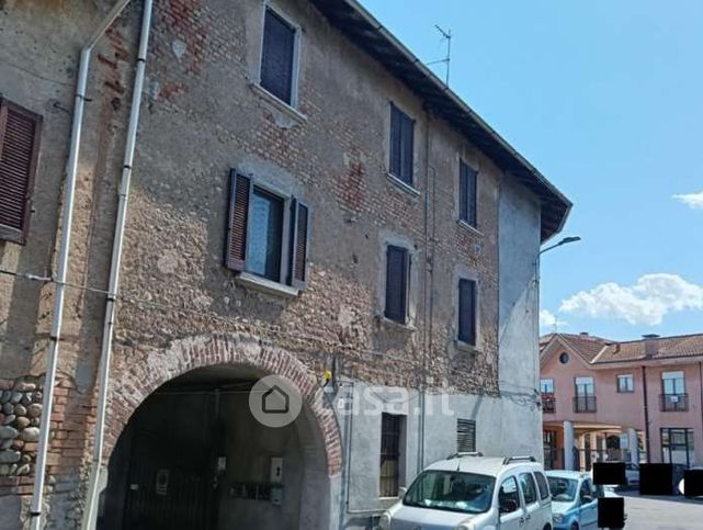 Casa bi/trifamiliare in residenziale in Via Antonio Rosmini 3