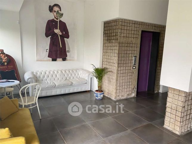 Capannone in commerciale in Via Emilia Romagna 1
