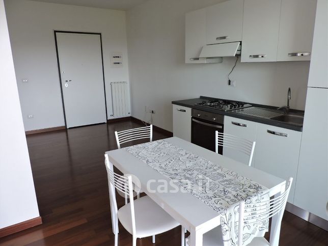 Appartamento in residenziale in Via Sangro