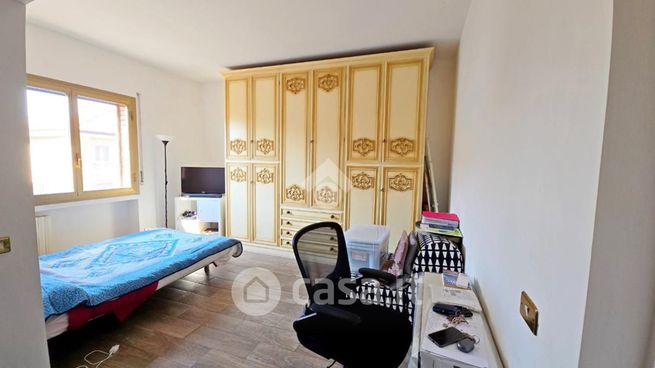 Appartamento in residenziale in Via Vincenzo Giordano Orsini 8